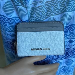 Michael Kors Medium Zip Around Card Case In Bright White